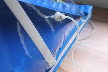 Υλικό PVC μονωτών πυραμίδων τσαντών δοκιμής κιβωτίων γαντιών εργαστηρίων στο μπλε